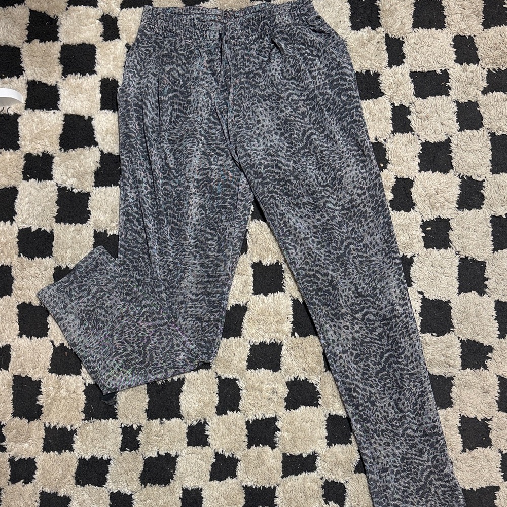 Jennifer Lopez Gray Leopard Print Joggers